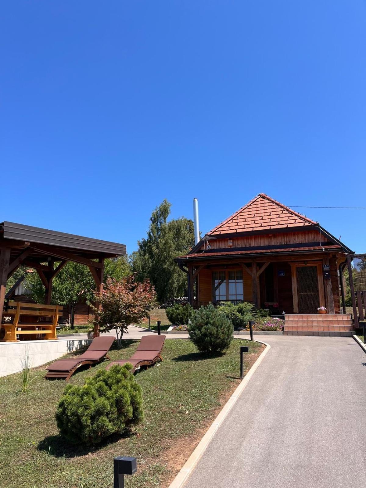 Kuca Za Odmor Markoci Rakovica Exterior photo